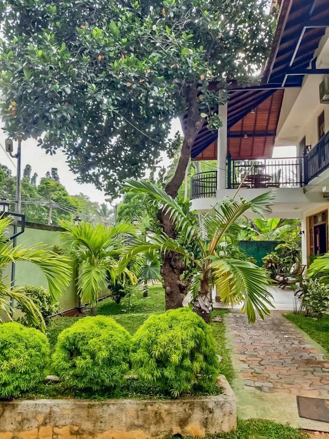 Marathona Tourist Resort - Anuradhapura Esterno foto