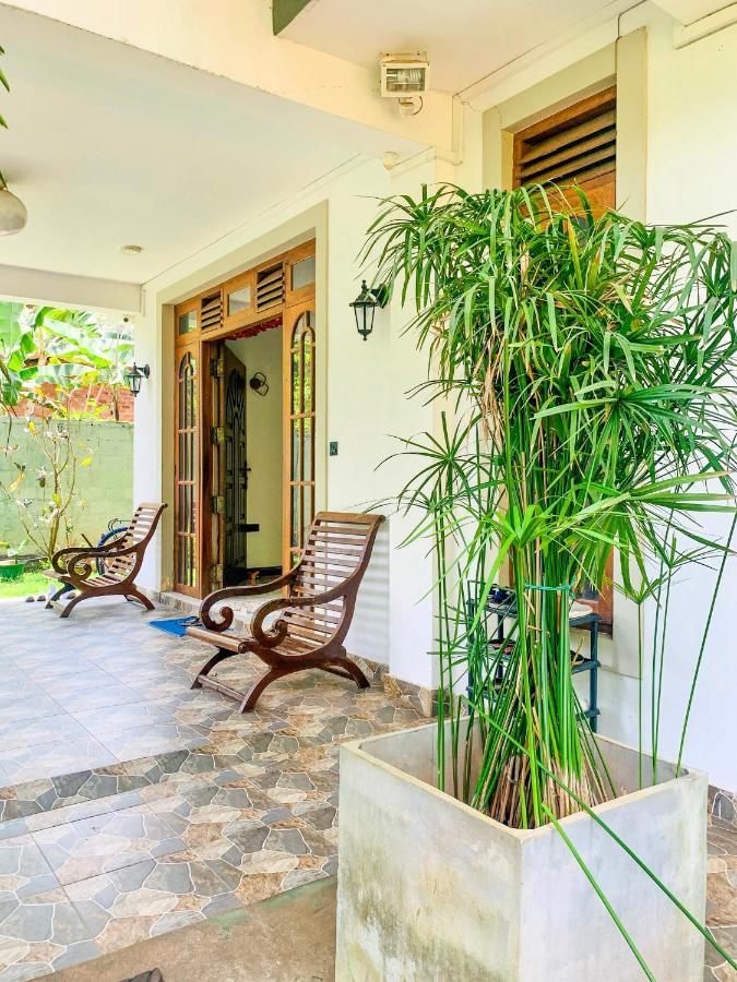 Marathona Tourist Resort - Anuradhapura Esterno foto