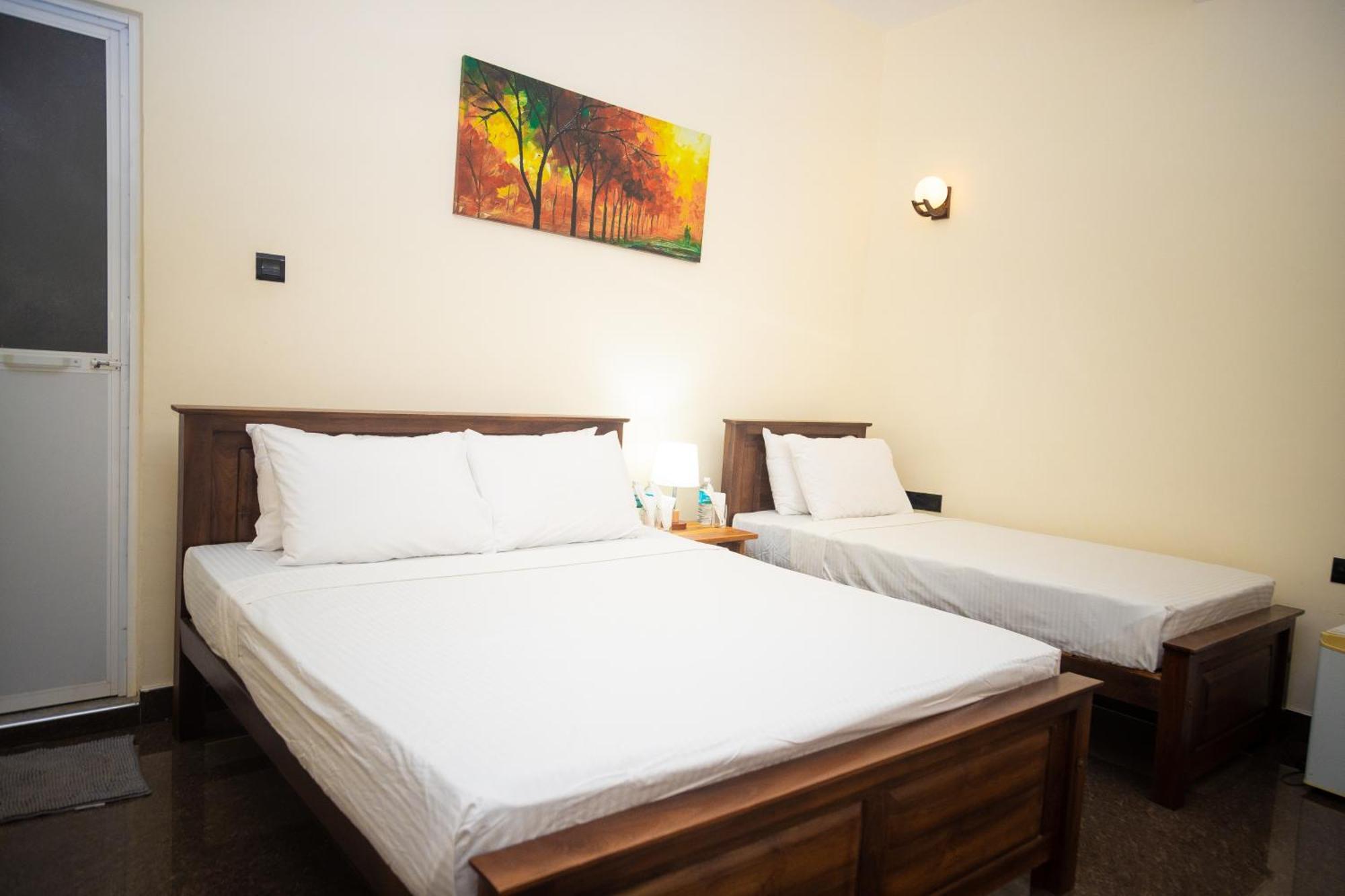 Marathona Tourist Resort - Anuradhapura Esterno foto