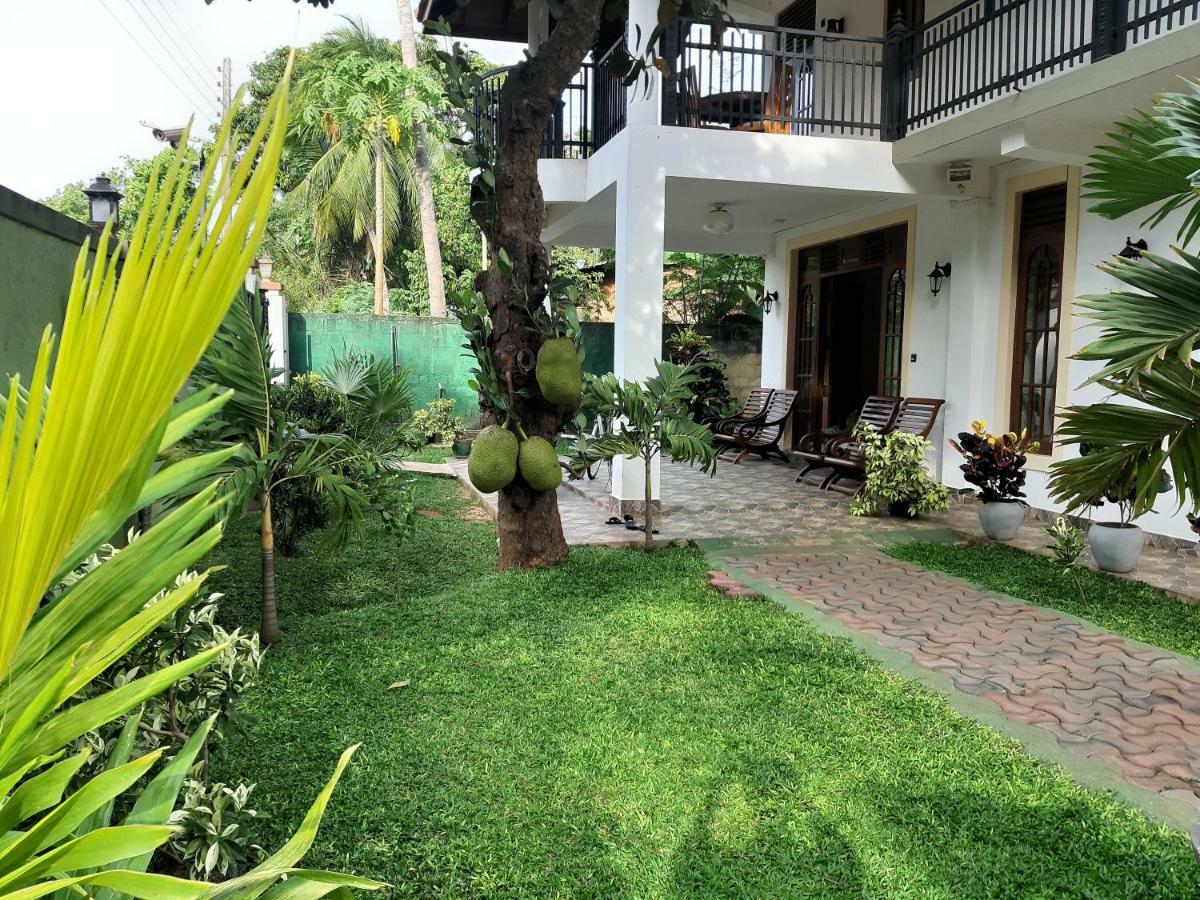 Marathona Tourist Resort - Anuradhapura Esterno foto