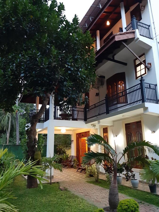 Marathona Tourist Resort - Anuradhapura Esterno foto